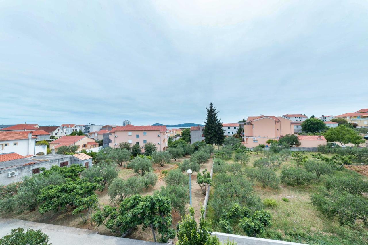 Apartmani Drazi Plimica Vodice Exterior photo